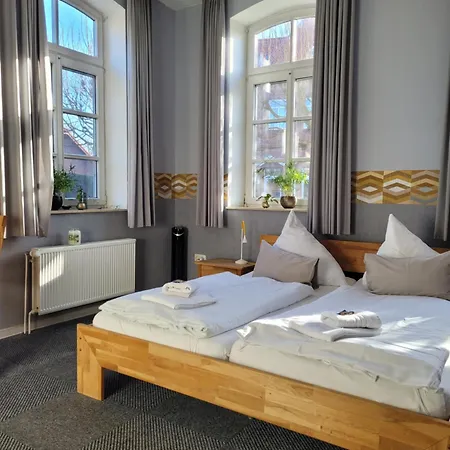 Garni Kastanjehoff Hotel Timmel