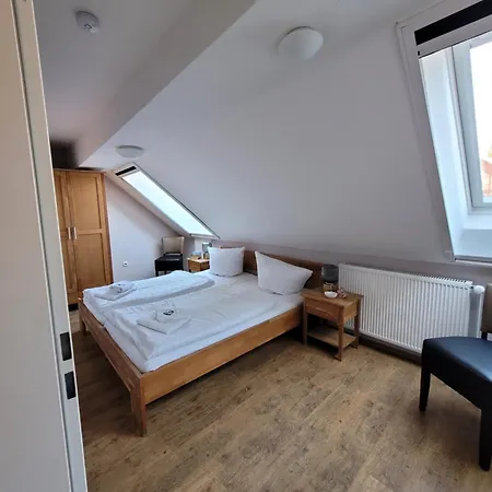 Garni Kastanjehoff Hotel Timmel