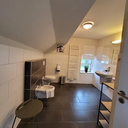 Отель Garni Kastanjehoff 3*