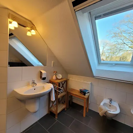 Garni Kastanjehoff Hotel Timmel